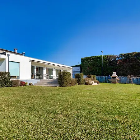 Quinta De Sub-ribas, Ideal Familias Willa