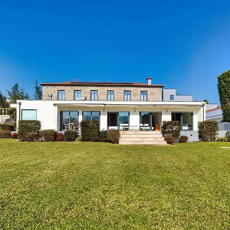 Quinta De Sub-ribas, Ideal Familias Willa Vizela