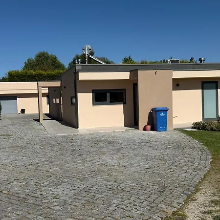 Quinta De Sub-ribas, Ideal Familias Willa