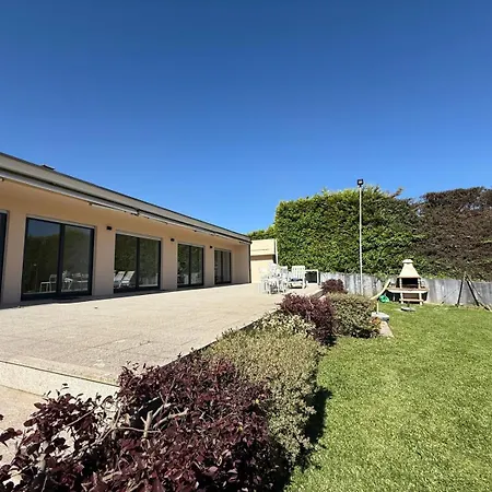 Quinta De Sub-ribas, Ideal Familias Villa