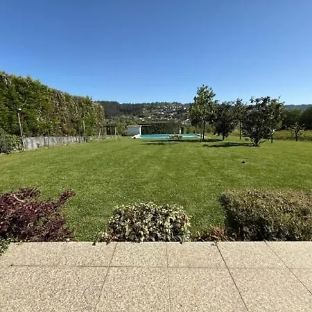 Вилла Quinta De Sub-ribas, Ideal Familias *