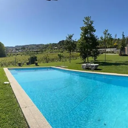 Вилла Quinta De Sub-ribas, Ideal Familias *