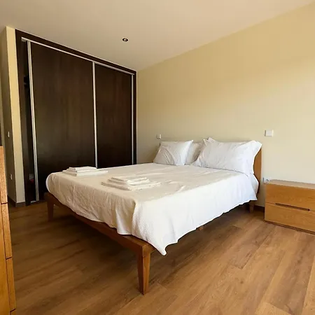 Quinta De Sub-ribas, Ideal Familias