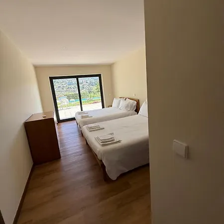 Quinta De Sub-ribas, Ideal Familias Вилла *