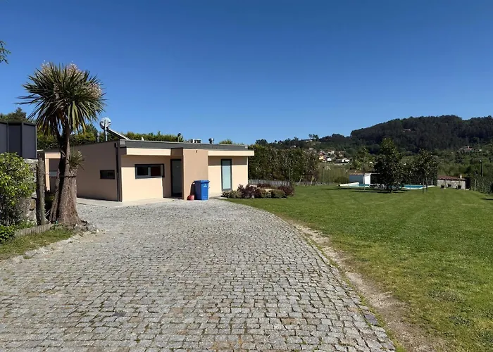 Villa Quinta De Sub-ribas, Ideal Familias