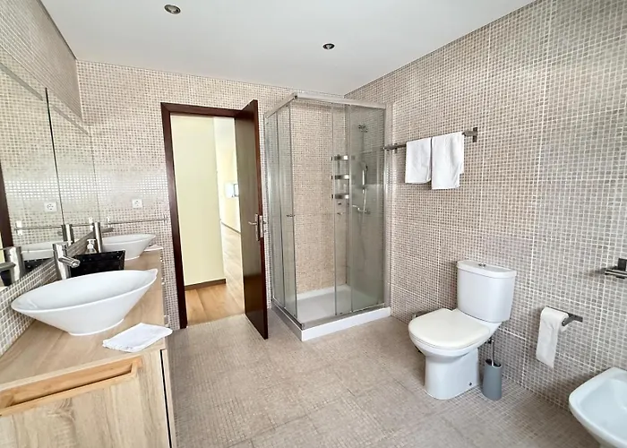 Quinta De Sub-ribas, Ideal Familias * Vizela