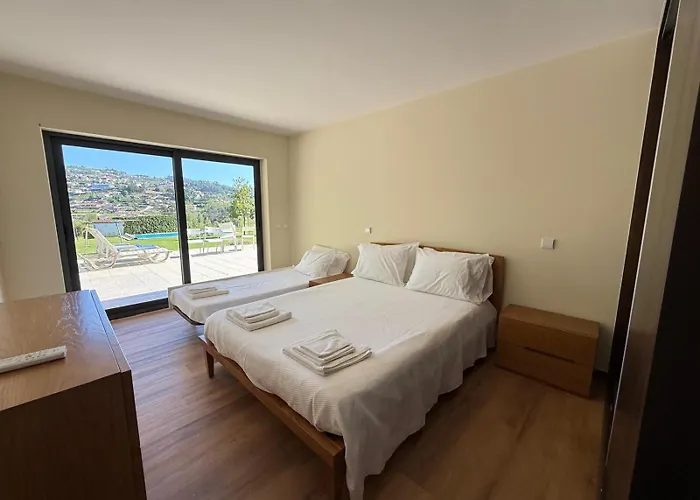 Quinta De Sub-ribas, Ideal Familias *